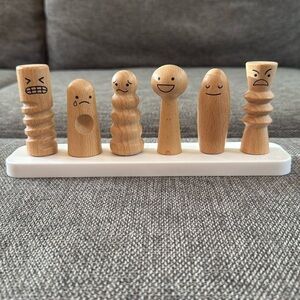 LOVEVERY Wooden Emotion People Peg Dolls with Stand